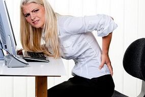 apatinės nugaros dalies skausmas dirbant sėdimą darbą